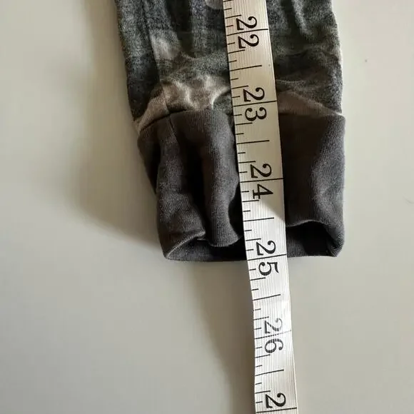 Little Sleepies Camo 2 piece Pajamas Size 4T - Picture 6 of 8